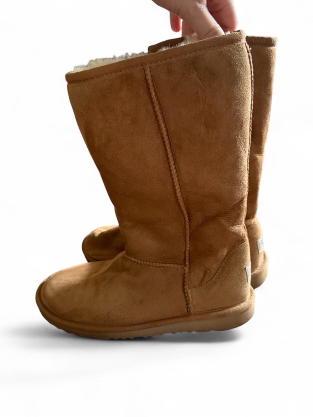 UGG Classic Short II Chestnut Sheepskin Boots Women’s Size 5 EU 35